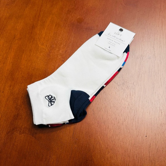 Loft 2-Pack Bow & Rugby Stripe Ankle Socks - Picture 2 of 4